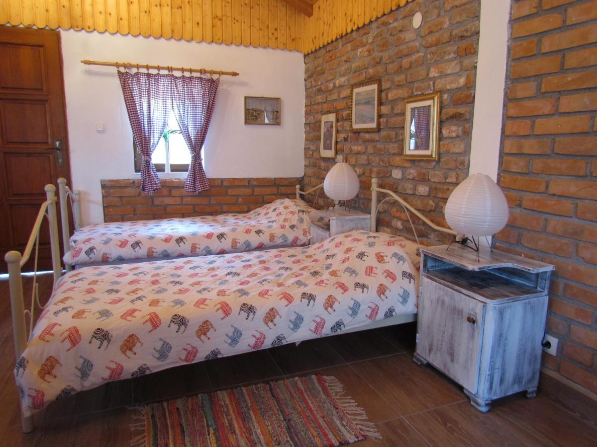 Studio Apartment Romeo 大戈里察 外观 照片